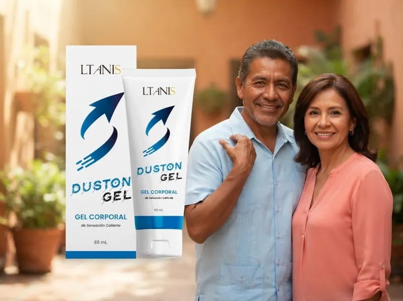 Pareja sonriente abrazada en un patio soleado con macetas junto a Duston Gel